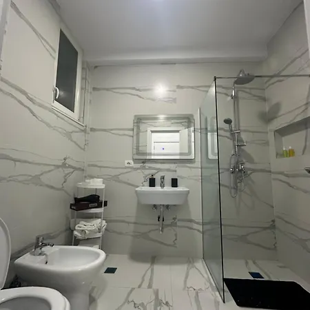 Xhm 1 Apartman *
