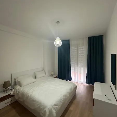 Xhm 1 Apartment